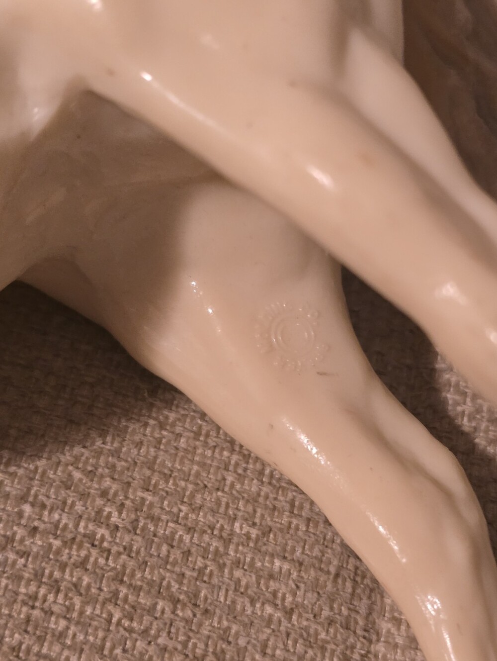 Breyer Horse Vintage Glossy White Alabaster Family Arabian Mare - Picture 4 of 4